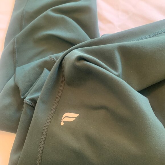 Fabletics Define Power Hold High Waisted 7/8 legging Everpine Size XL NWT - Picture 4 of 5